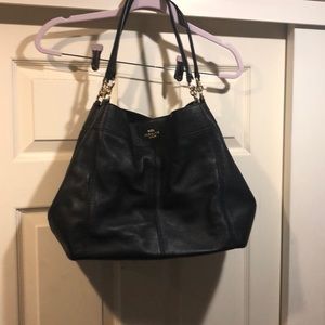 Large black lexy shoulder bag from Coach.